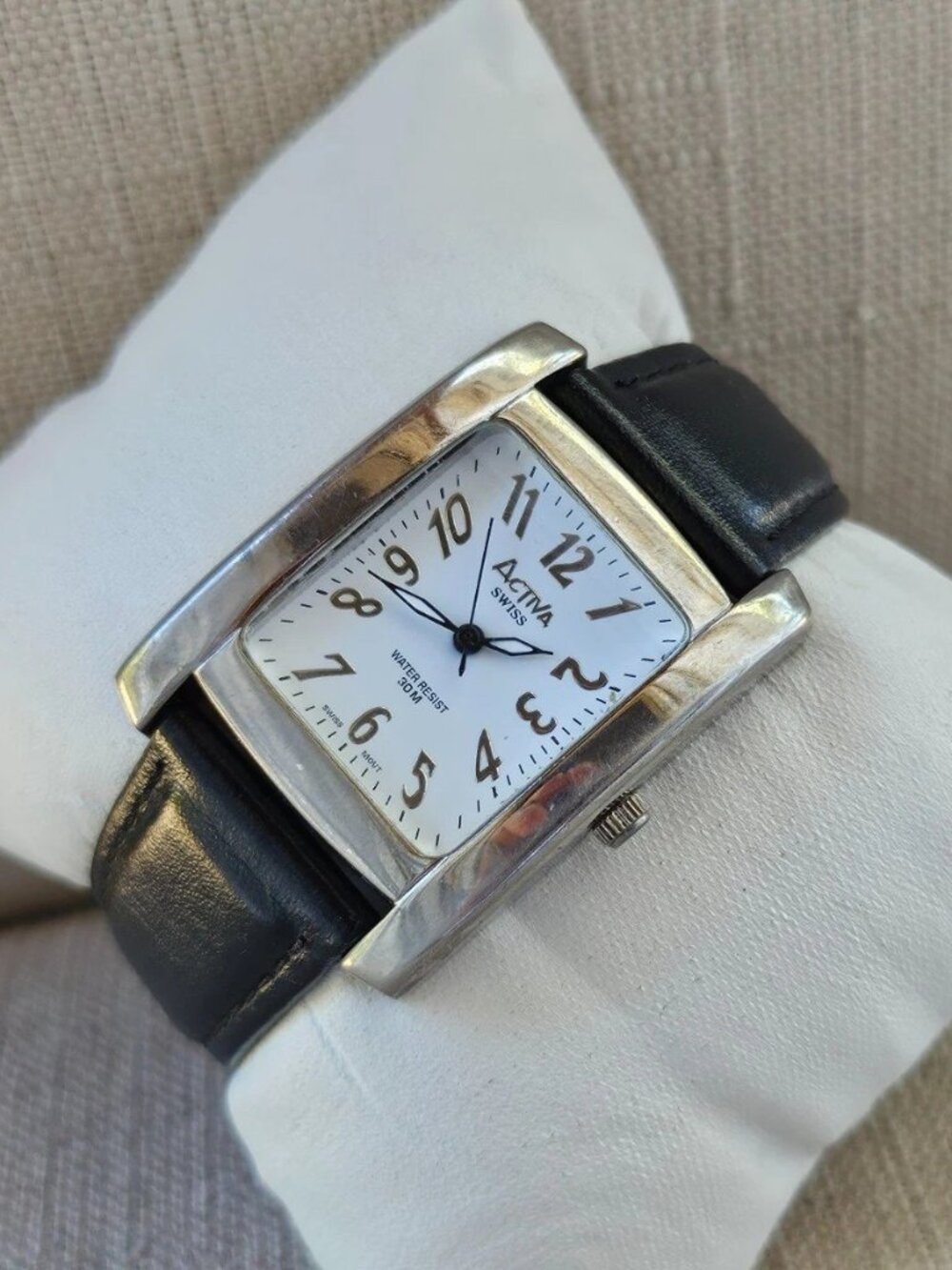 Vintage Activa Swiss Women Wristwatch Black Leather Strap Quartz Wrist Watch